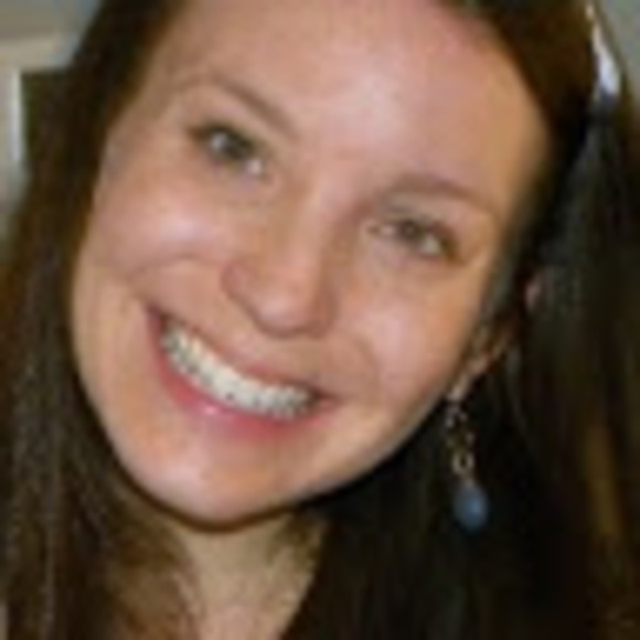 Meet your Posher, Mirella - Picture 1 of 1